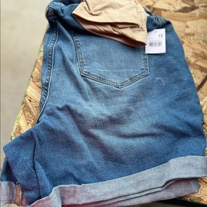 Womens maternity jean shorts